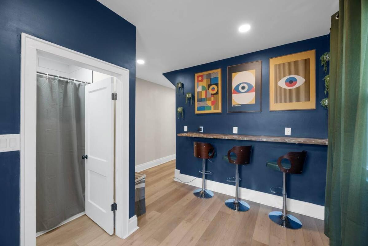 10 Bedrooms Sleeps 28 2 Hot Tubs 1 Min To Fairgrounds Ferienhaus