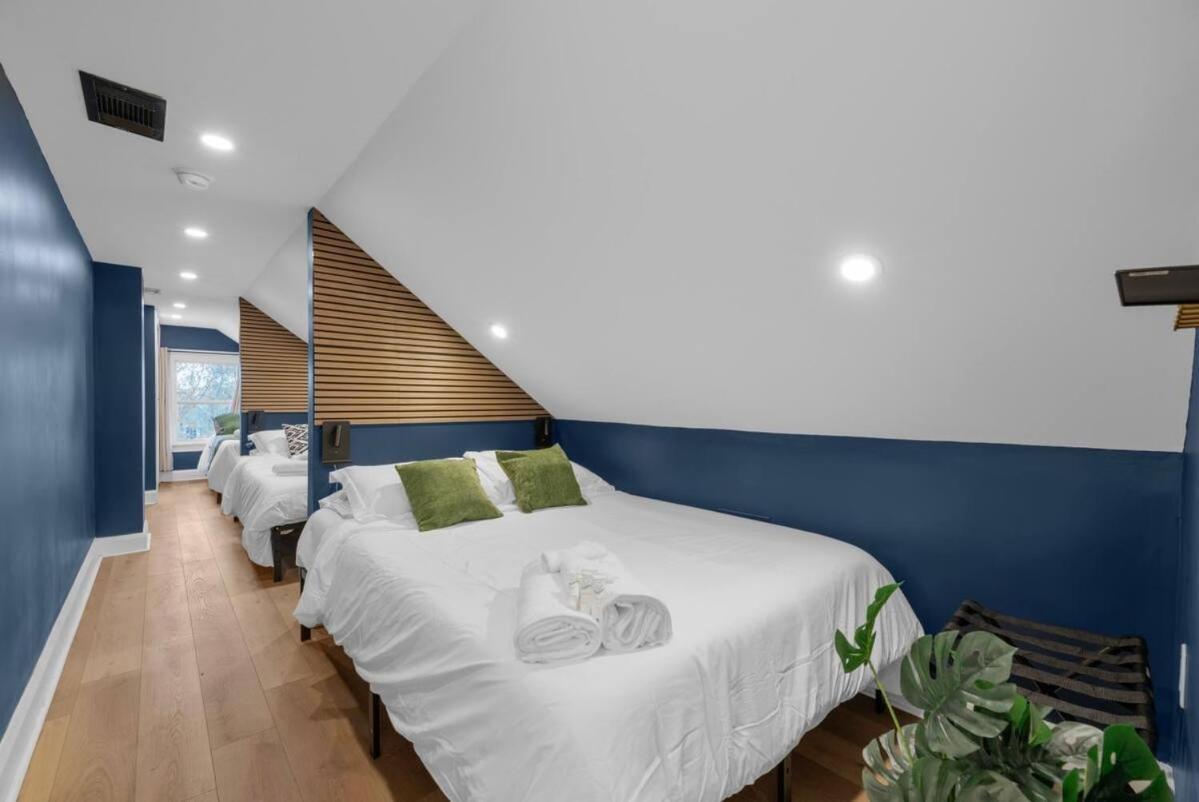 Ferienhaus 10 Bedrooms Sleeps 28 2 Hot Tubs 1 Min To Fairgrounds *