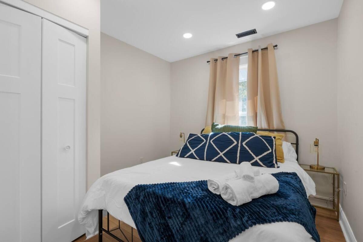 Ferienhaus 10 Bedrooms Sleeps 28 2 Hot Tubs 1 Min To Fairgrounds *